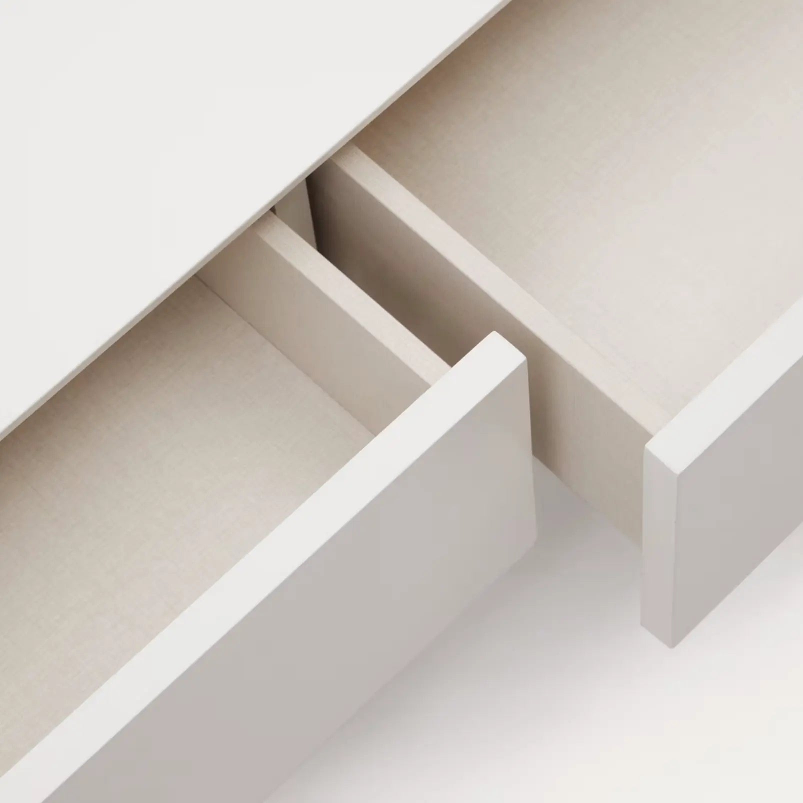 VENI | מזנון מינימליסטי עם 3 מגירות - ZVZstyle