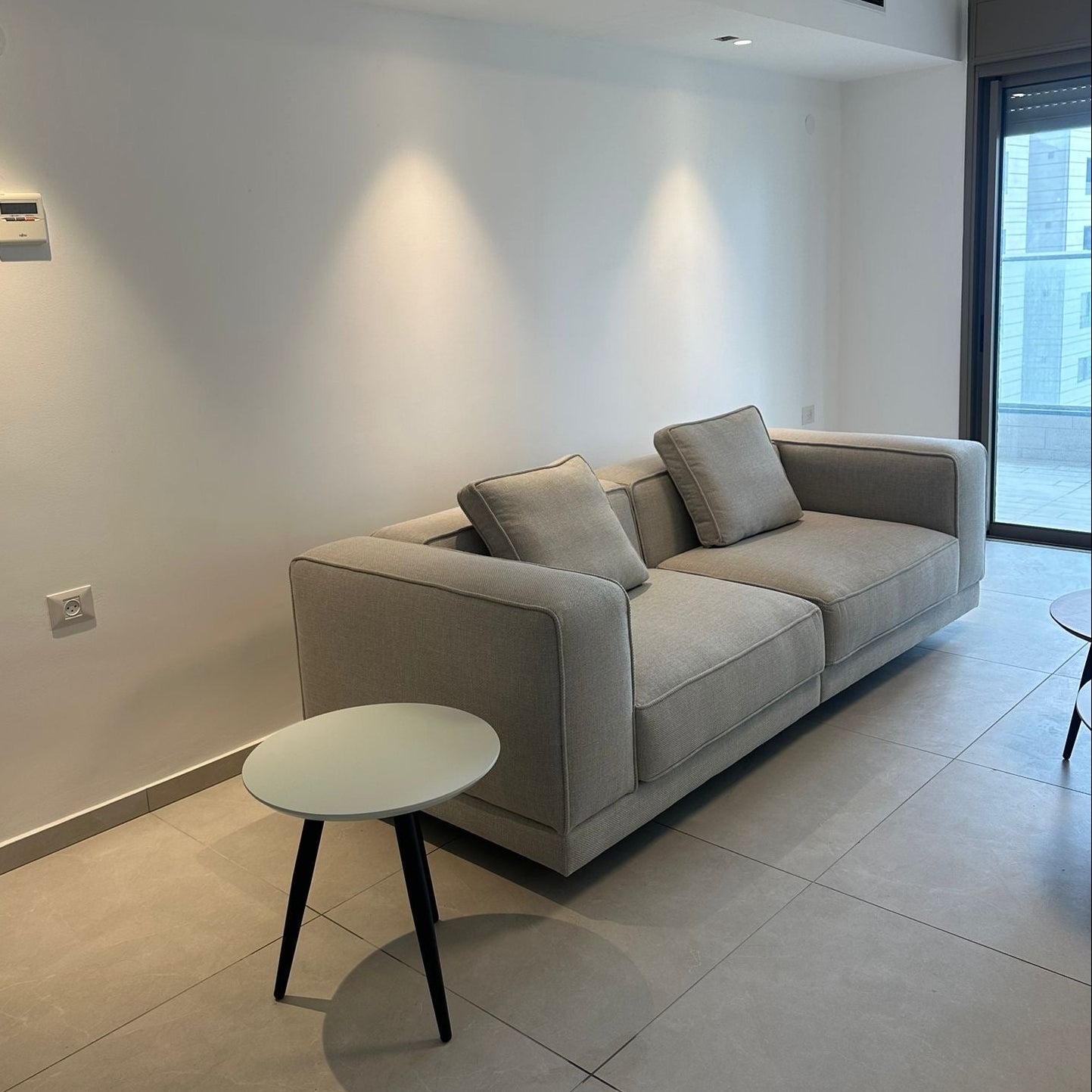 SOFIA | ספה מודרנית לסלון