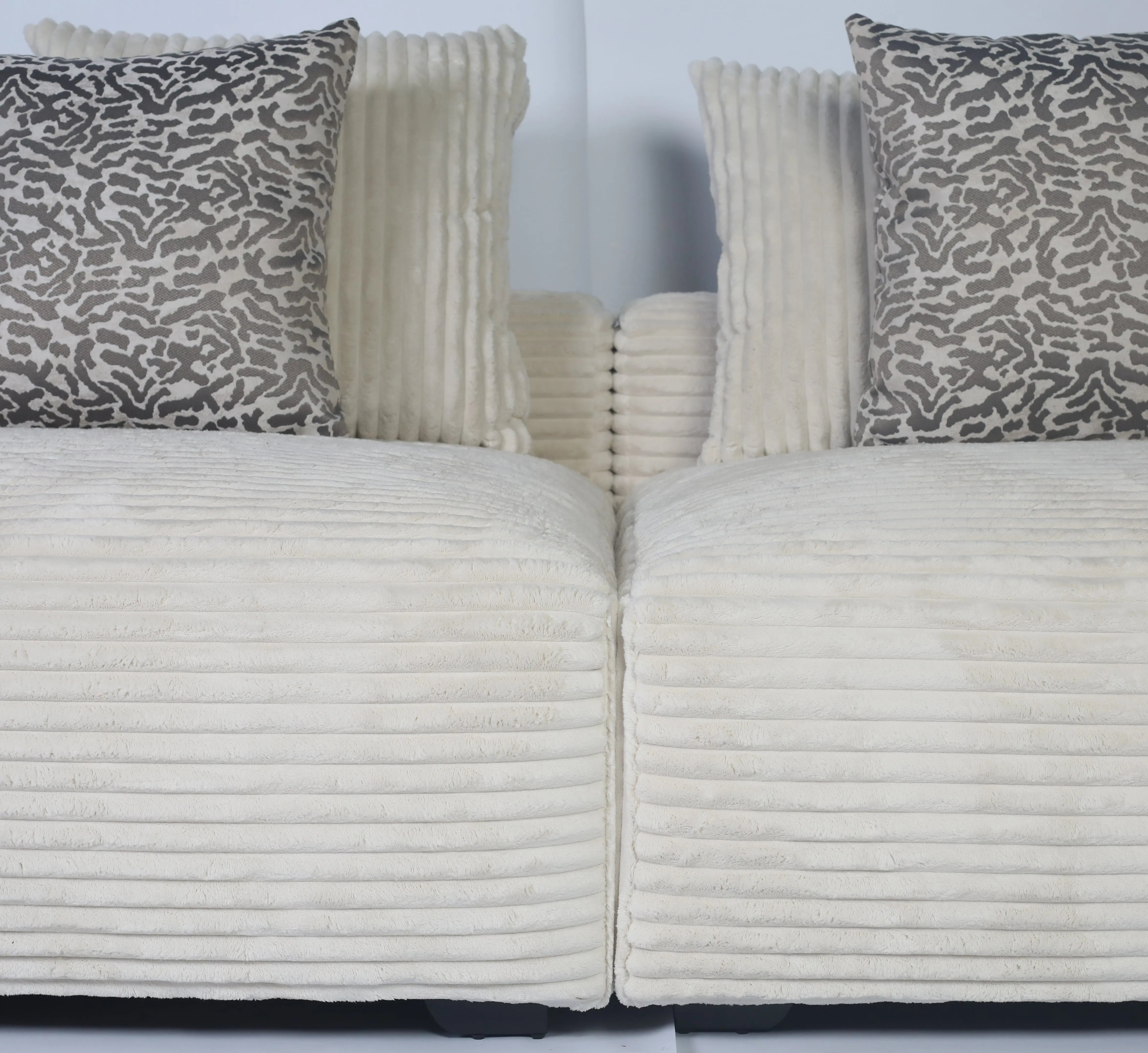 FANNY | ספה מודרנית לסלון - ZVZstyle