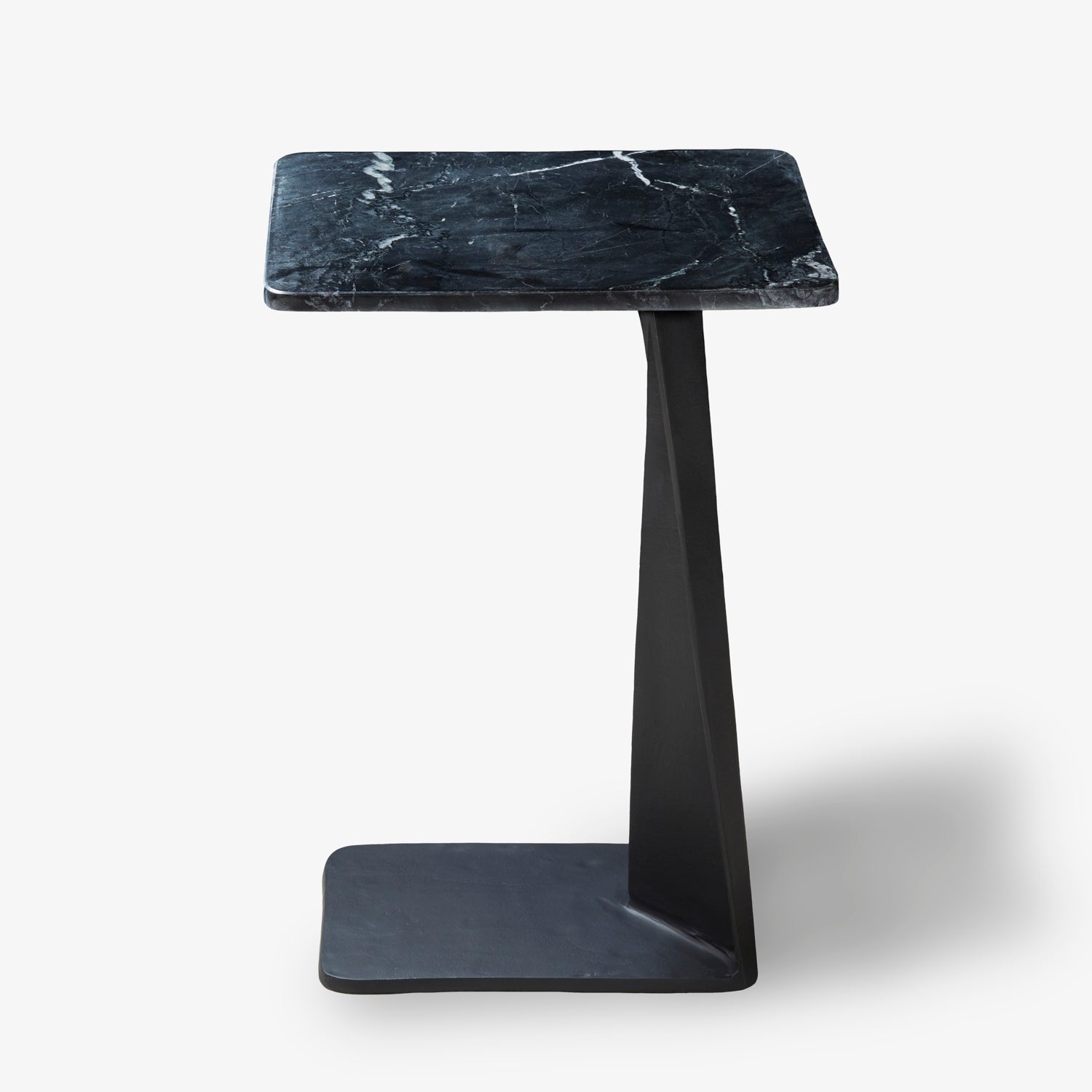 FONIK | שולחן צד מודרני מפליז ושיש 2