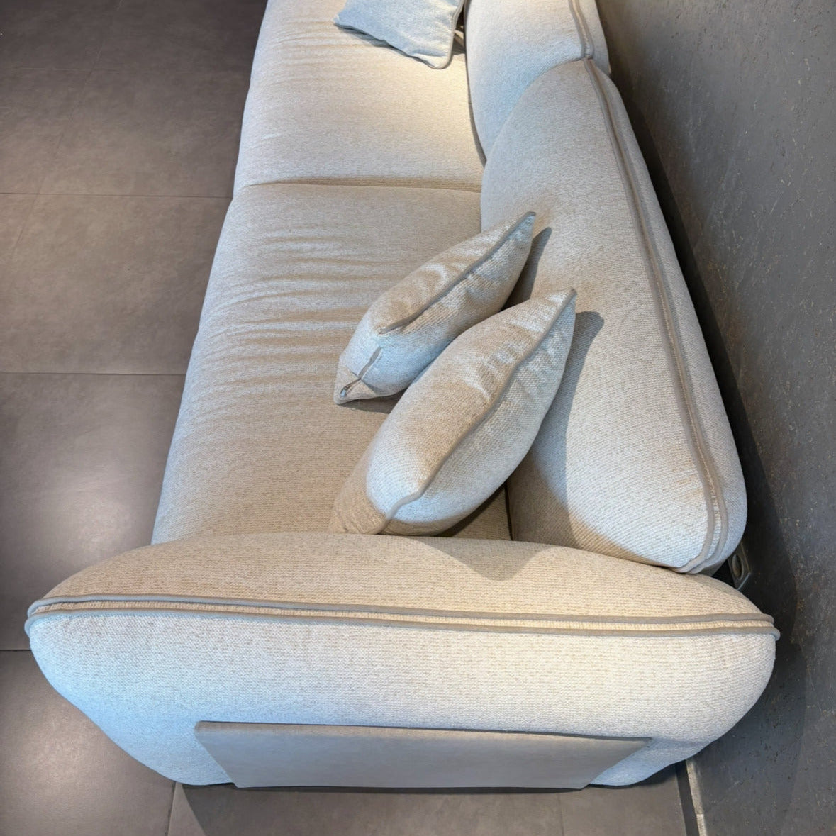 FERRO | ‏ספה מודרנית לסלון ברוחב 300 ס"מ